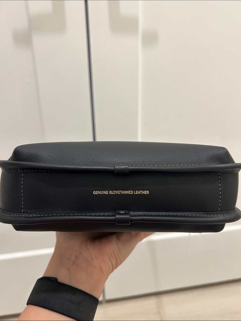 Coach (NWT) Curve Zip Bag - Picture 10 of 16